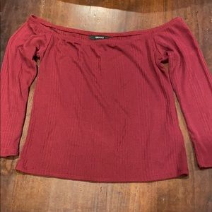 Off the shoulder long-sleeve shirt